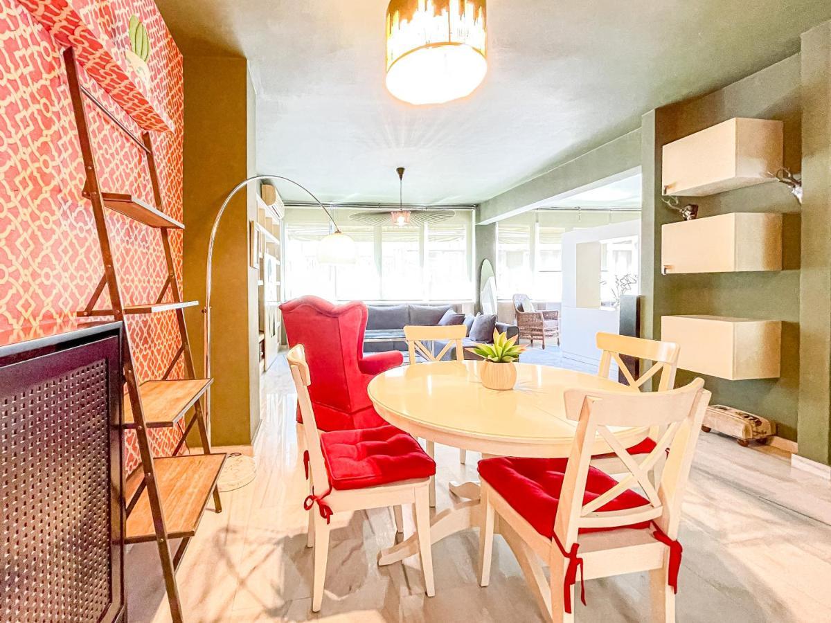 Loft 1 Bedroom Apartment In The Heart Of เอเธนส์ ภายนอก รูปภาพ