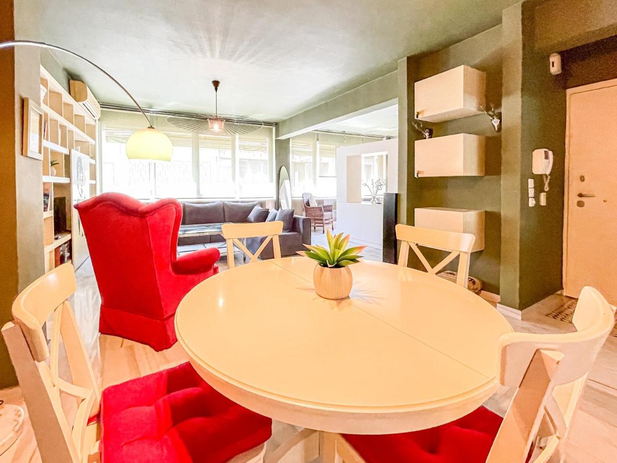 Loft 1 Bedroom Apartment In The Heart Of เอเธนส์ ภายนอก รูปภาพ