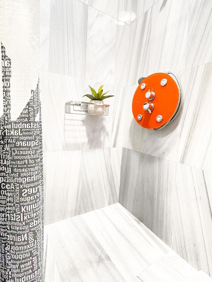 Loft 1 Bedroom Apartment In The Heart Of เอเธนส์ ภายนอก รูปภาพ